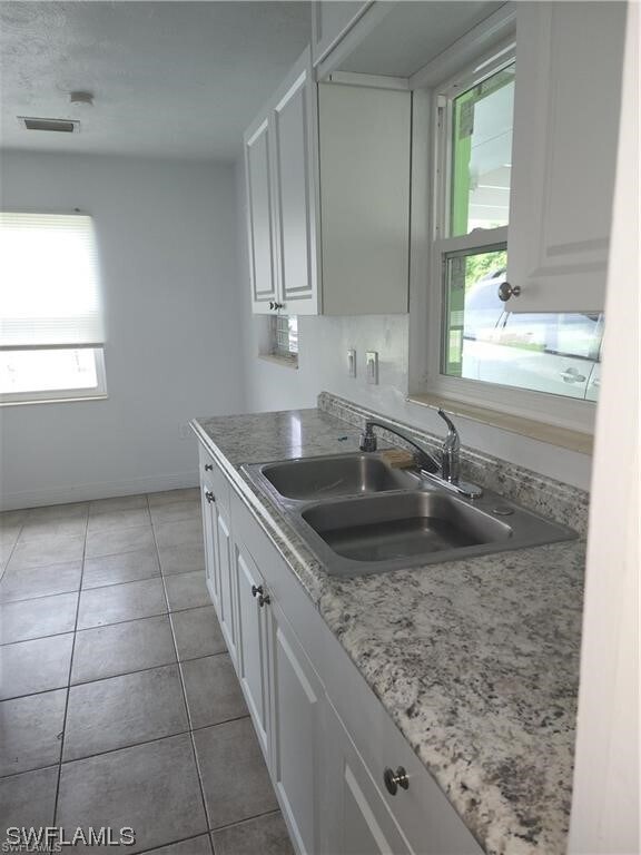Foto del edificio - 2630 Ashwood St
