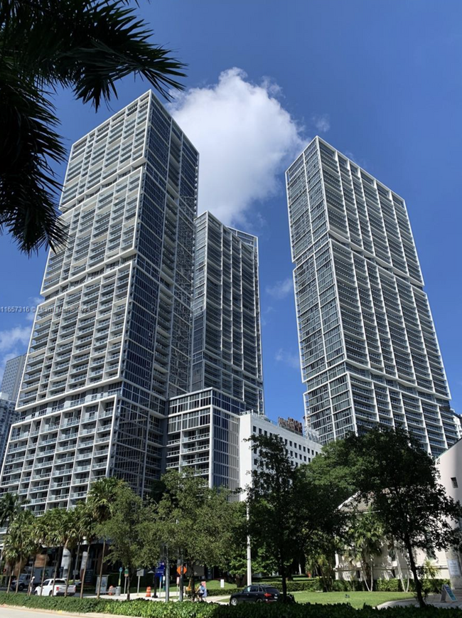 Foto del edificio - 495 Brickell Ave