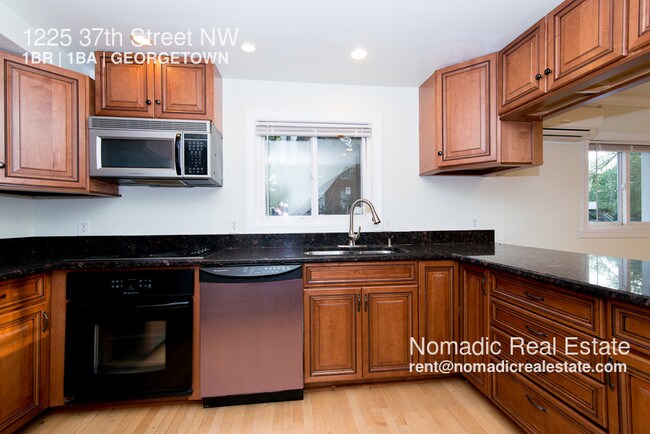Foto del edificio - 1225 37th St NW