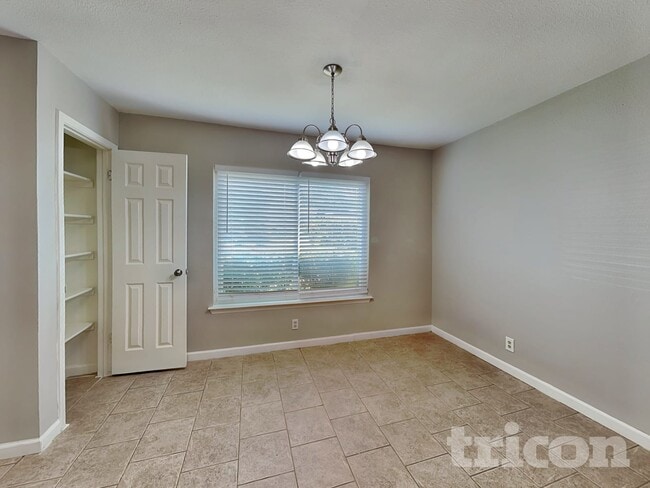 Building Photo - 2814 Coast Plain Dr