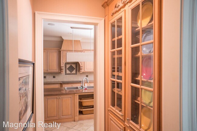 Foto del edificio - 5 br, 3.5 bath House - 1628 Covington Ridge
