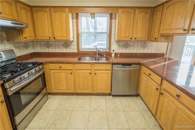 Building Photo - 4908 Pickford Dr