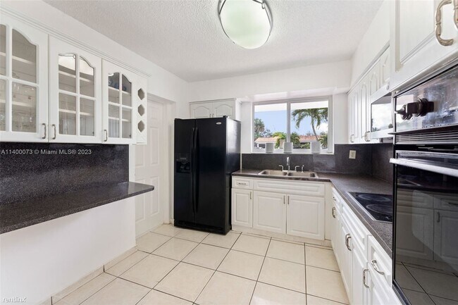 Foto del edificio - 3 br, 2 bath House - 2914 SW 92nd Ct