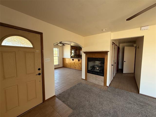 Foto del edificio - 1409 Harrell Ave