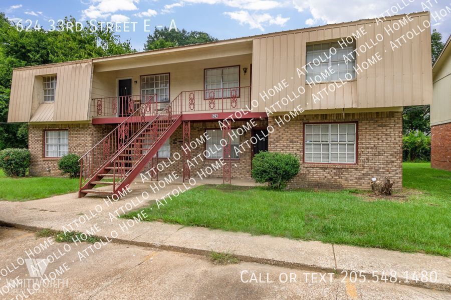 Primary Photo - 2-Bedroom Apartment Convenient to McFarlan...