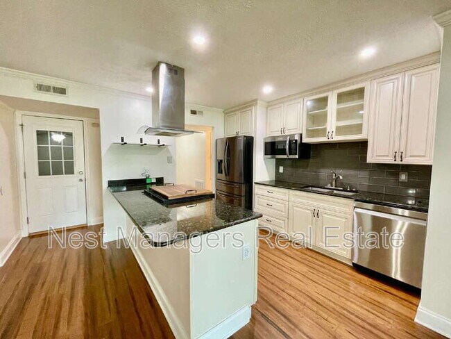 Foto del edificio - 6826 Beaver Stone Rd