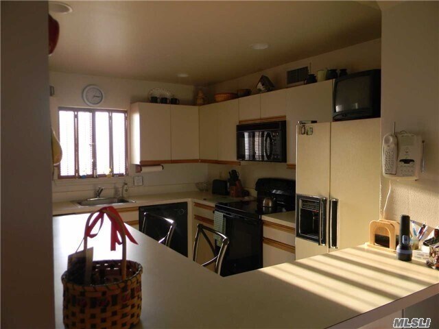 Foto del edificio - 58 S Pond Ln
