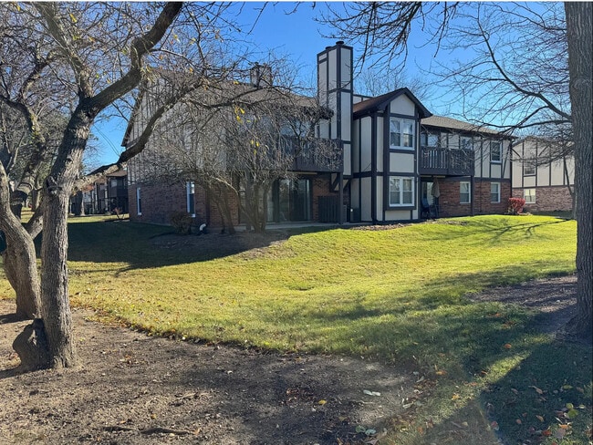 Foto del edificio - 2950 Northampton Dr