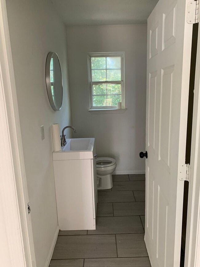 Building Photo - Brand new 3 bedroom, 2 bathroom for rent!