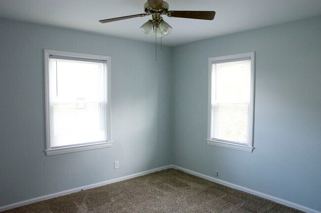 Foto del edificio - 1242 Genesee Ave