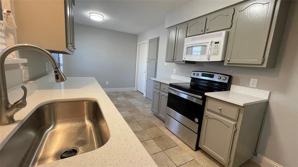 Foto principal - 2217 Roman Ct