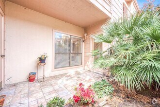 Building Photo - 2125 Augusta Dr