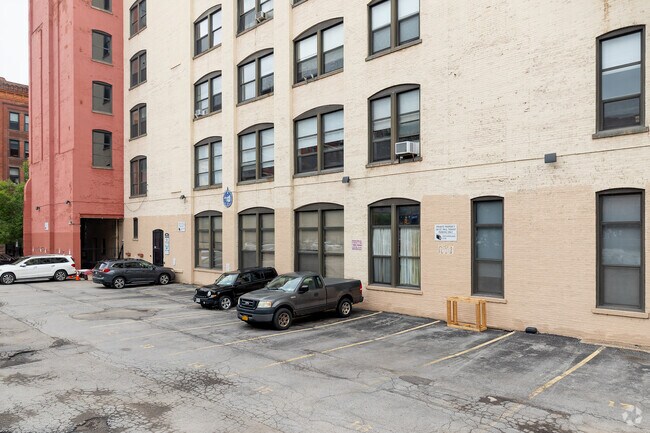 Estacionamiento para inquilinos - The Smith Gormly