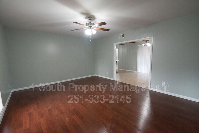 Building Photo - 4361 Montclair Cir E