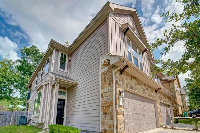 Foto del edificio - 26 Cheswood Manor Drive