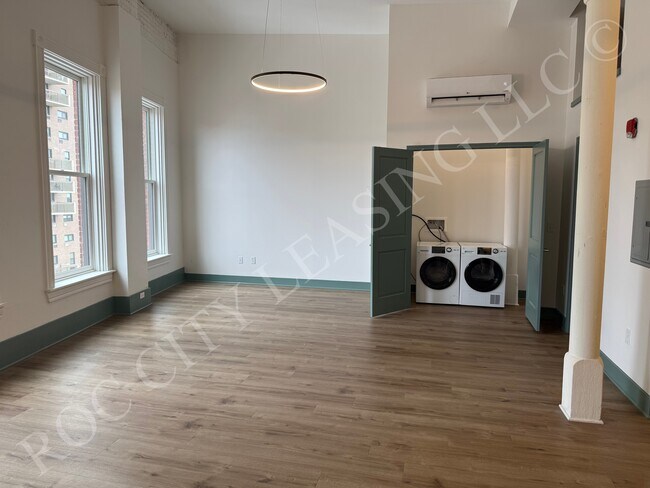 Foto del edificio - 151 St Paul St