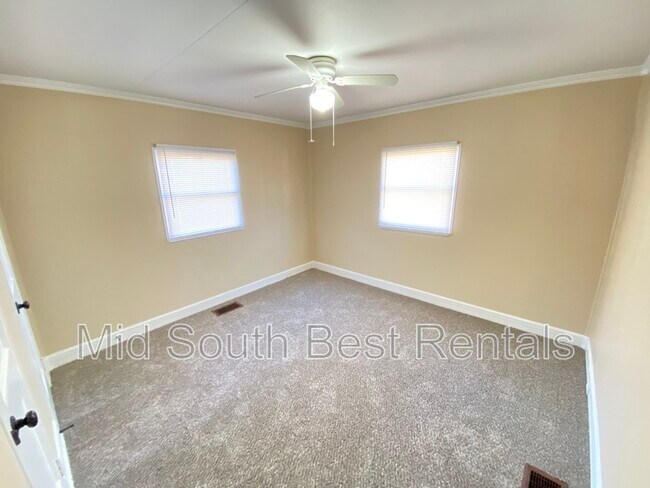 Foto del edificio - 1190 Knox Ave