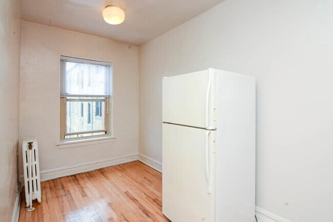 Building Photo - 245-1245 Elmwood Ave