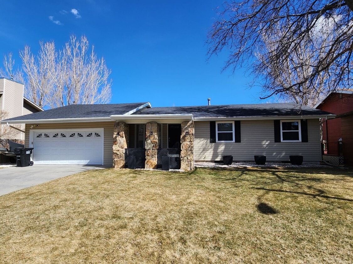 169 Indian Paintbrush, Casper, WY 82604 House Rental in Casper, WY