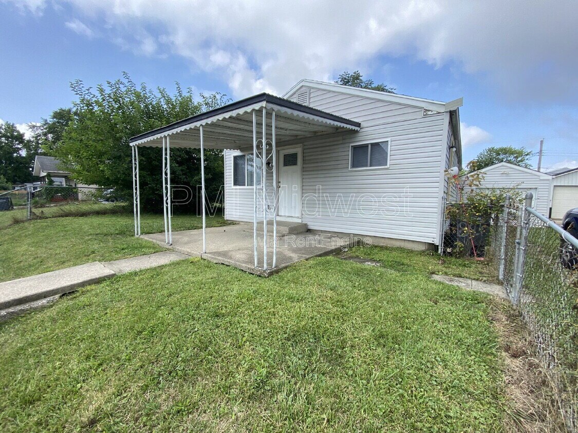 Foto principal - 815 S Calumet St