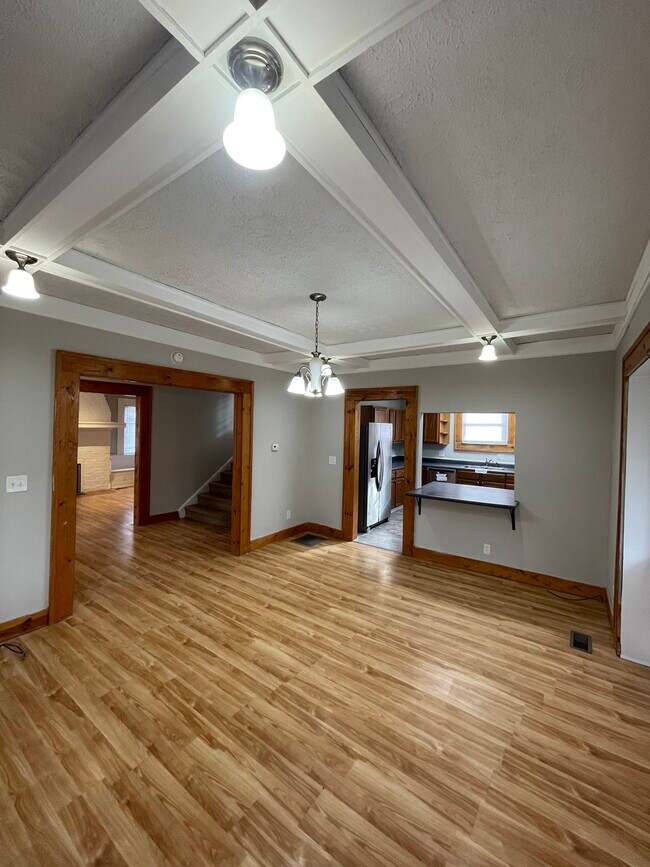 Foto del edificio - 315 E 33rd St