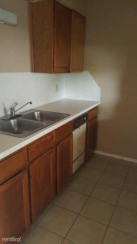 Foto del edificio - 2 br, 1 bath Apartment - 3910 Bourbon St #C