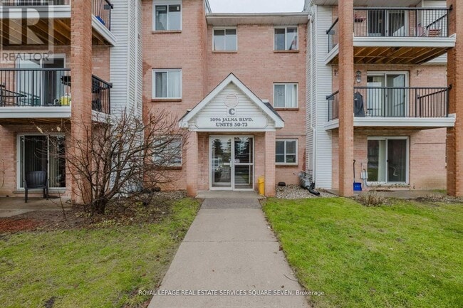 Building Photo - 1096-1096 Jalna Blvd