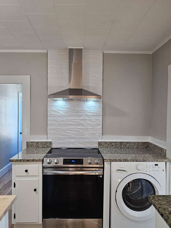 Foto del edificio - 23 Ingalls Ter