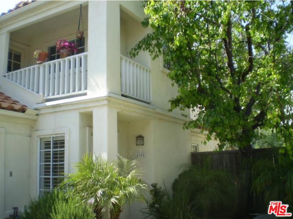 Primary Photo - 4355 Willow Glen St