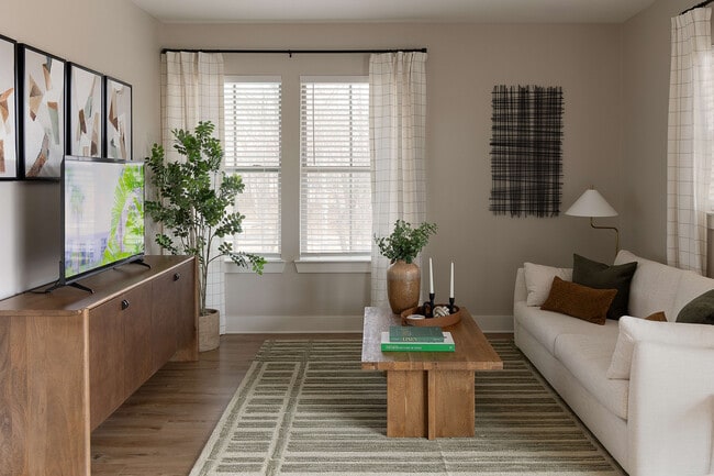 Photo - Livano Oakwood Apartments