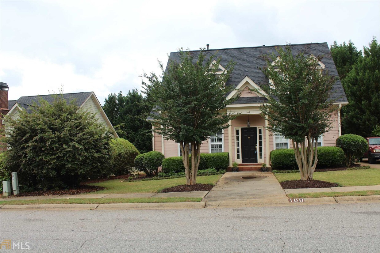 Foto principal - 108 Cottage Grove