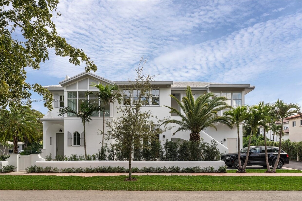 Primary Photo - 3400 Ponce de Leon Blvd