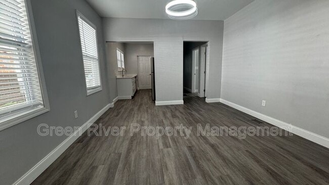 Foto del edificio - 2805 College St