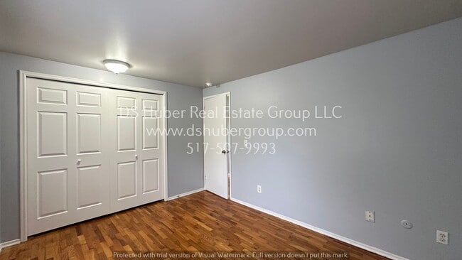 Building Photo - 827 Vincent Ct