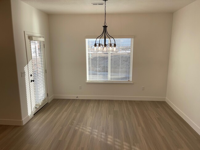 Building Photo - 4247 W Anasazi Park Ct