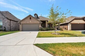 Building Photo - 1312 Carancho Dr