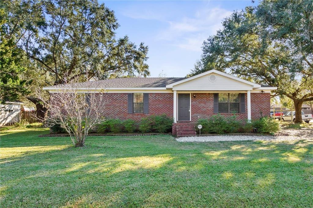10510 Gayfer Rd Ext, Fairhope, AL 36532 House Rental in Fairhope, AL