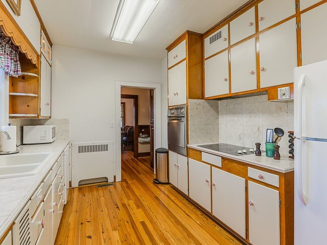 Foto del edificio - 1310 N Main St