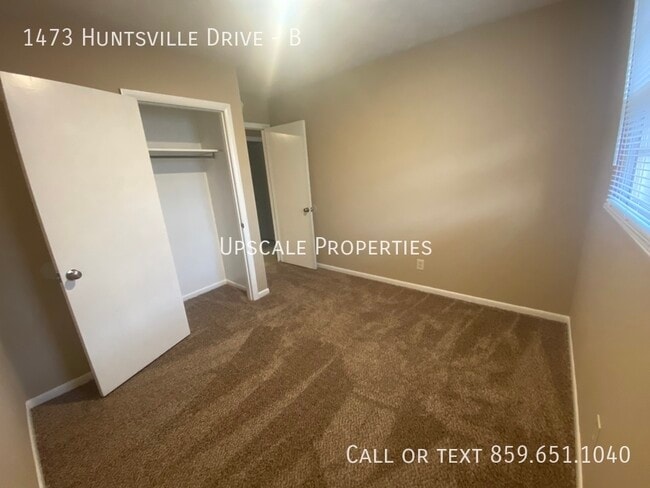 Building Photo - 1473 Huntsville Dr
