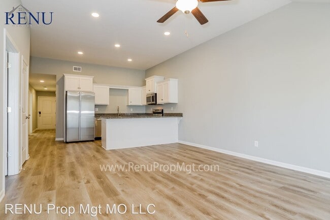 Building Photo - 3 br, 2 bath House - 7431 Maybrook Dr