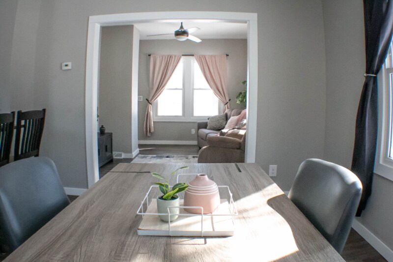 Foto principal - 2629 5th Ave E