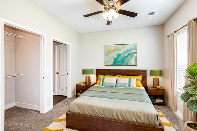 Foto del edificio - Brighton Crossing - 3rd Floor - Upgraded Elegance, Everyday Comfort