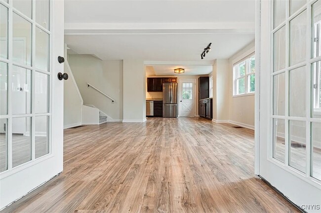 Building Photo - 6 Wilbur Rd