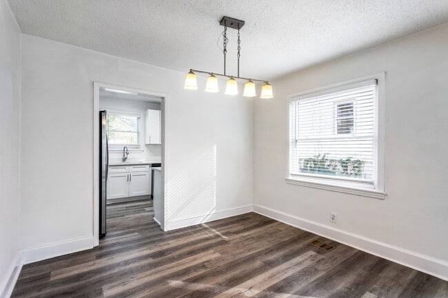 Foto del edificio - 1380 Westmont Rd SW