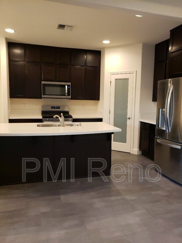 Building Photo - 9885 Ash Meadow Dr