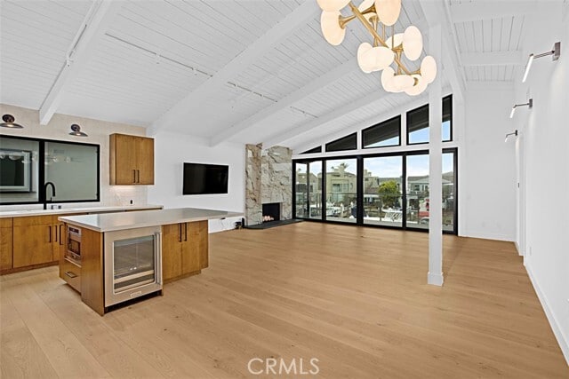 Building Photo - 4017 Channel