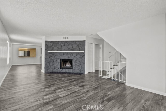 Foto del edificio - 520 E Elmwood Ave