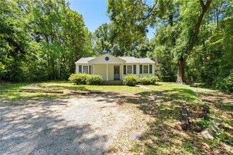 Building Photo - 5263 Border Dr S