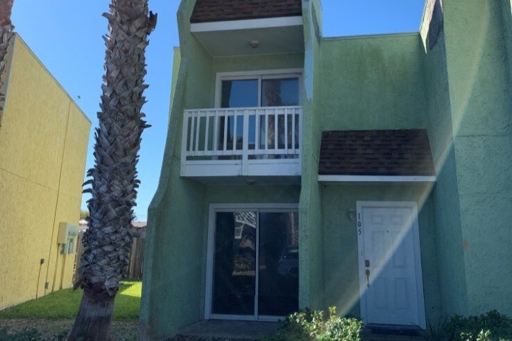 Primary Photo - 4141 Whiteley Dr
