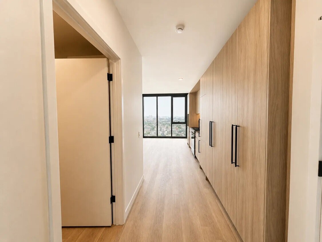 Foto del edificio - 223 N Ada St